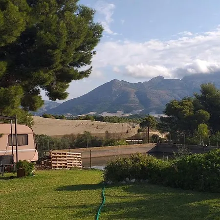 Caravana- Glamping Casa Tortuga * La Nucia