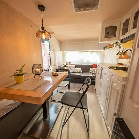 Holiday home Caravana- Glamping Casa Tortuga La Nucia