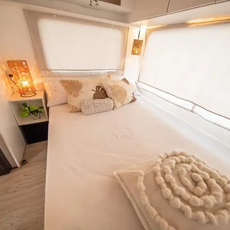 Holiday home Caravana- Glamping Casa Tortuga La Nucia